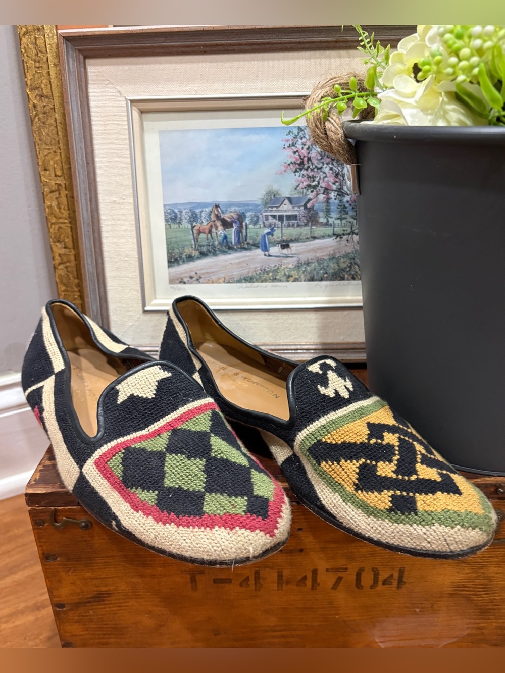 Vintage Stubbs & Wooten Needlepoint Loafer Crest Royalty Series Black MultiColor - Picture 5 of 7